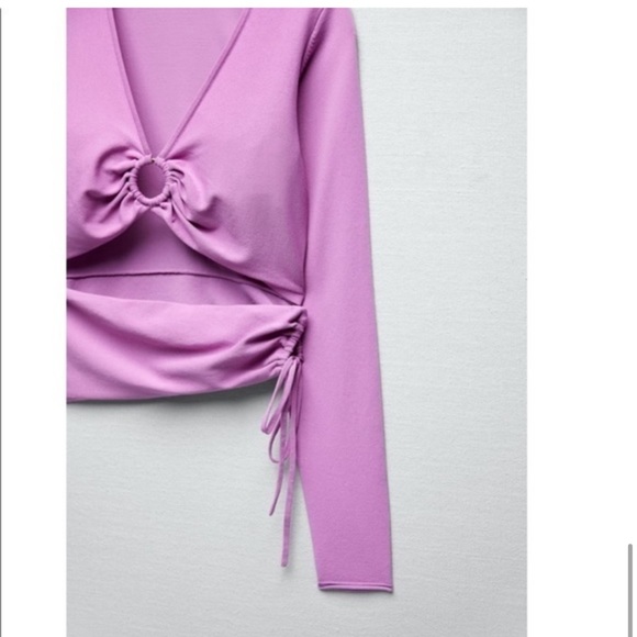 Cut out knit top - Picture 7 of 9